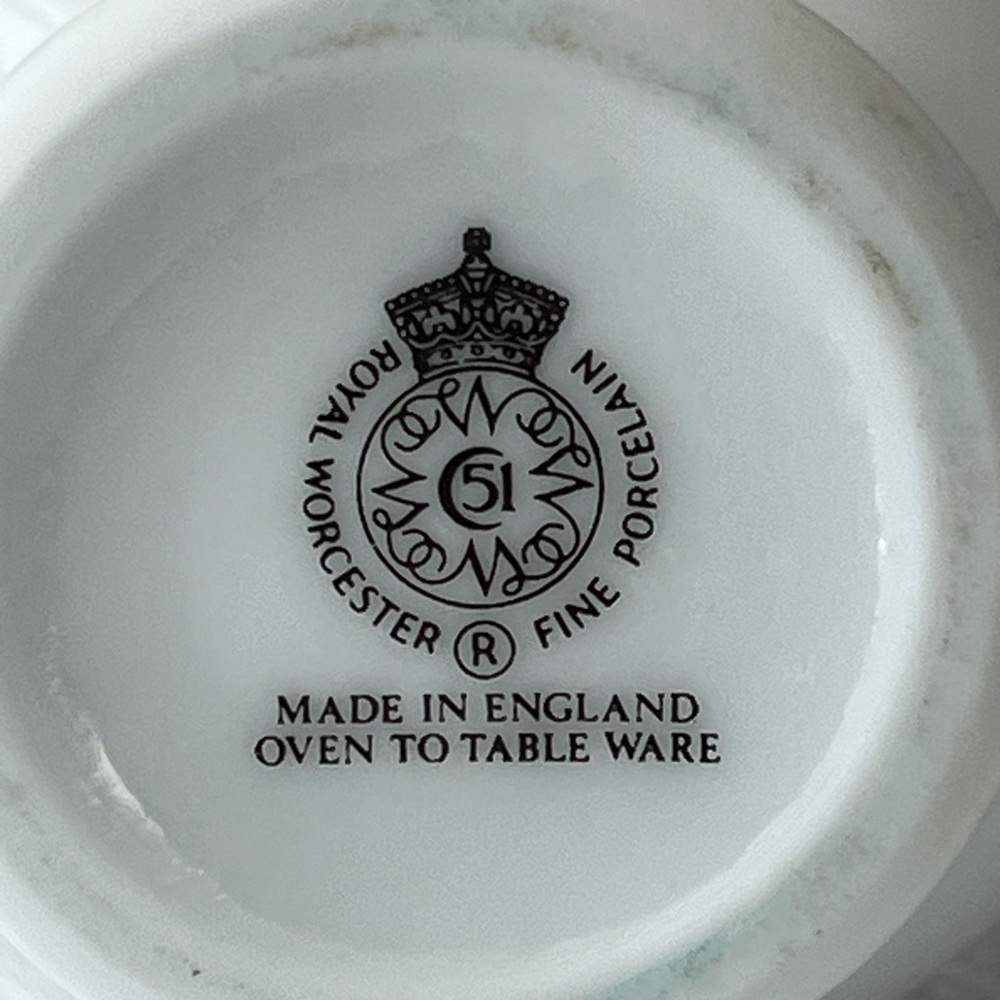 Royal Worcester England Porcelain Single Egg Coddler with Floral Details - Picture 4 of 9